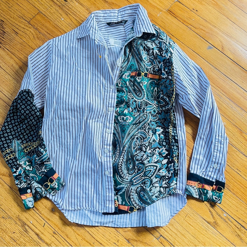 ZARA Woman Mixed Print Button Down – Blue Stripe Paisley – XS - Picture 2 of 5